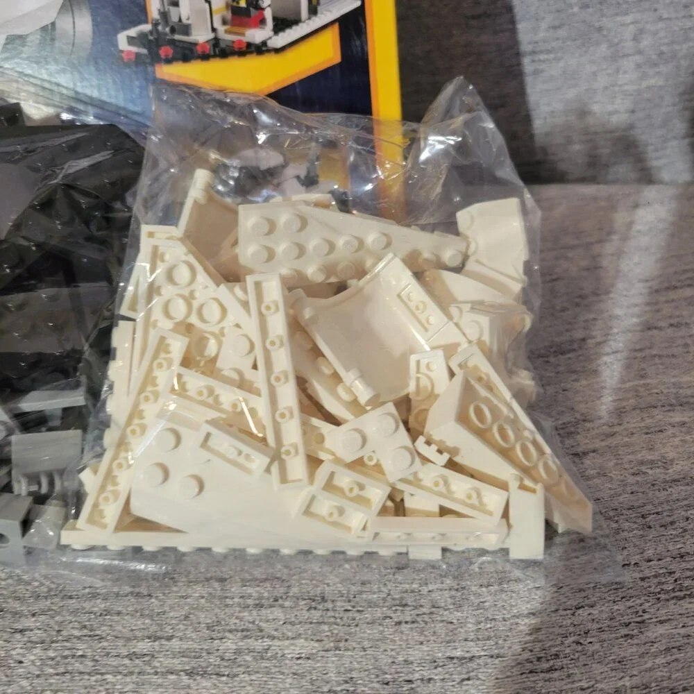 Lego 3 in 1 Creator Space Shuttle Explorer 31066
